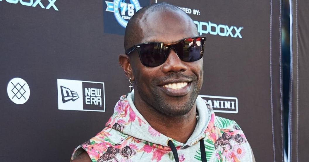 terrell-owens-posts-video-heated-argument-neighbor-karen.jpg
