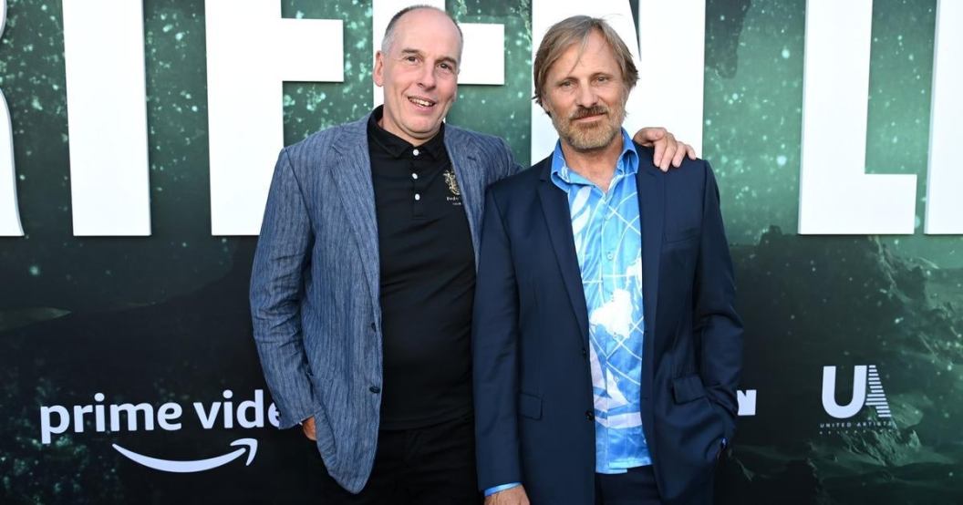 thirteen-lives-mortensen-stanton.jpg
