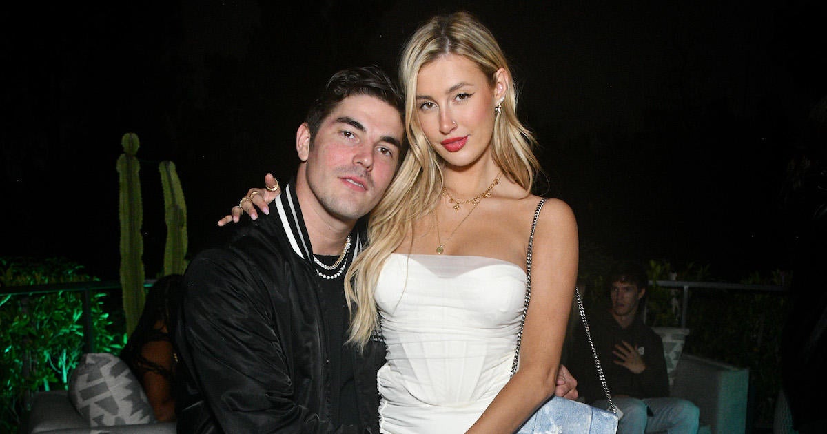 'Too Hot to Handle's Carly Lawrence Opens up About Her Intimate Wedding(01)