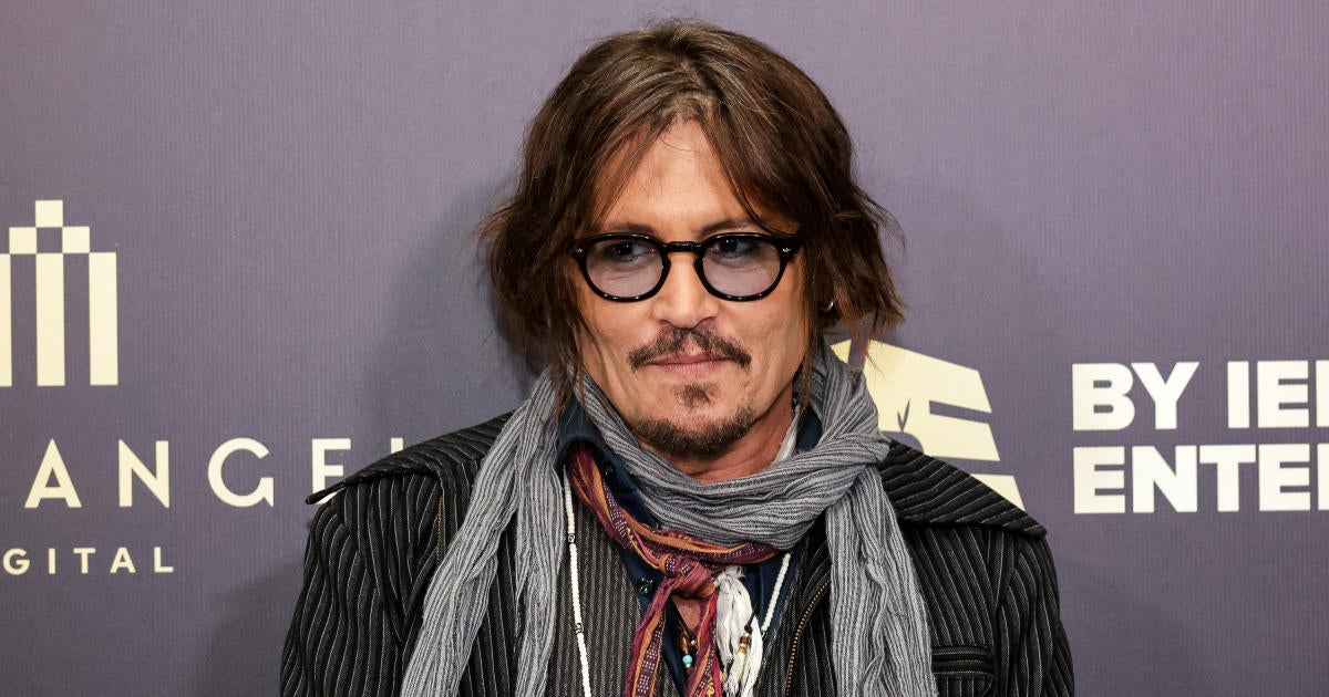 Johnny Depp's New Girlfriend Revealed: Meet 28-Year-Old Model Yulia Vlasova  - PopCulture.com