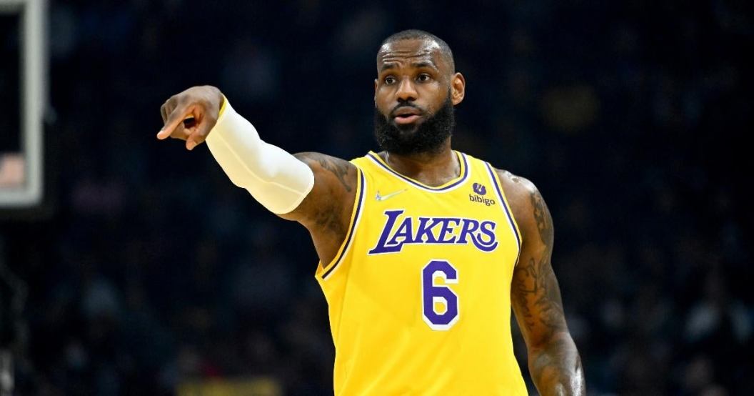 lebron-james-makes-big-decision-los-angeles-lakers-future-contract-extension.jpg