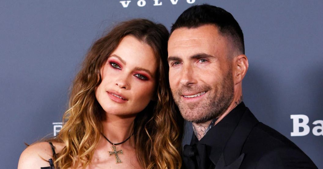 behati-prinsloo-adam-levine.jpg