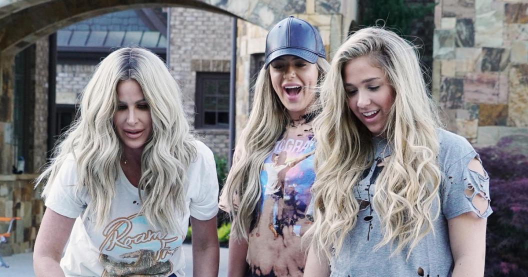 rhoa-kim-zolciak-biermann-daughters-ariana-brielle.jpg