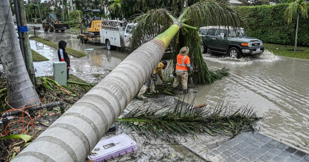 naples-hurricane-ian-getty-images.jpg