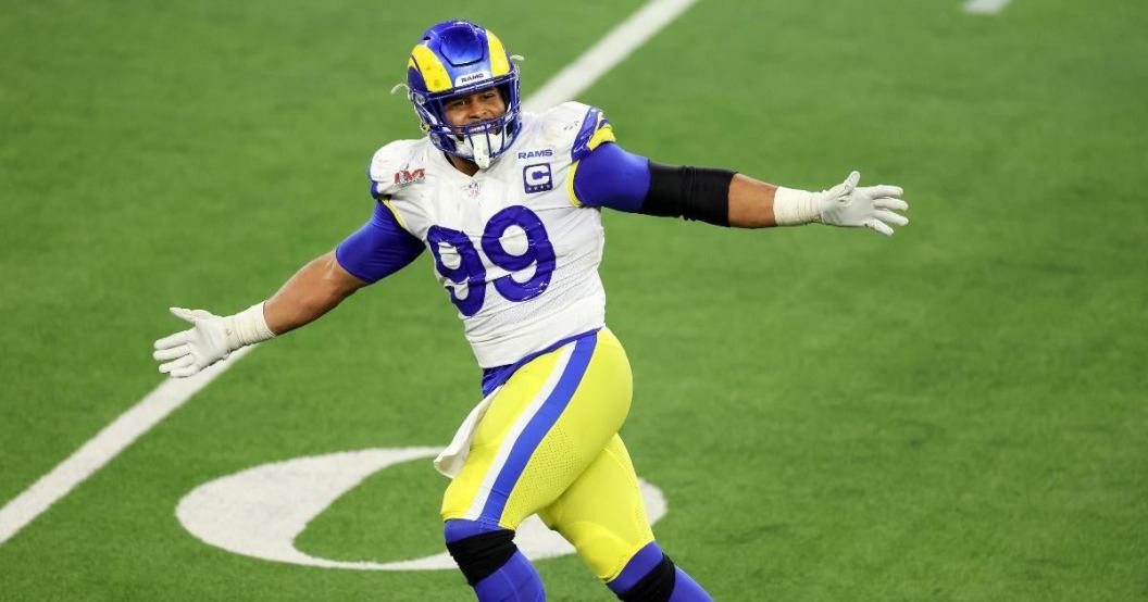 aaron-donald-wrote-retirement-letter-rams-super-bowl-win.jpg