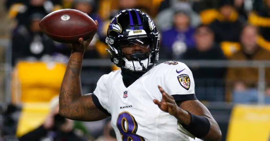 lamar-jackson-ravens-contract-decision.jpg