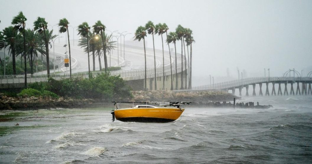 Hurricane Ian Slams Into West Coast Of Florida