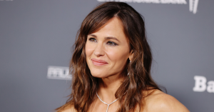 Jennifer Garner Explains Why She Doesn’t Let Her Kids — 17, 14 and 11 — Have Social Media