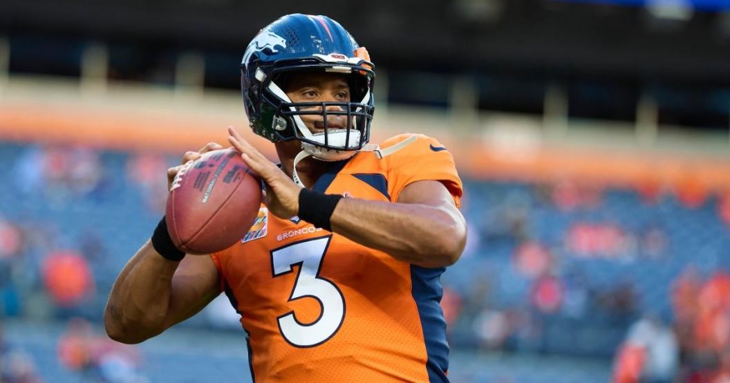 nfl-network-host-kyle-brandt-blasts-russell-wilson-thursday-night-football-performance.jpg