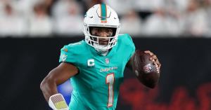 Tua Tagovailoa: Will Dolphins QB Play Again This Season After Scary Head Injury?