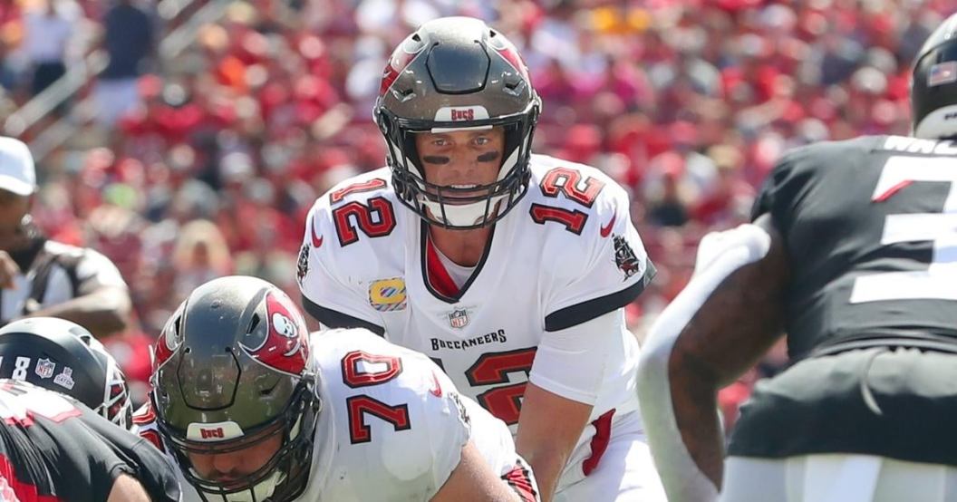 tom-brady-fined-apparent-kick-atlanta-falcons-player-grady-jarrett.jpg