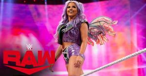 ‘WWE Raw’ Botches Candice LeRae’s Entrance