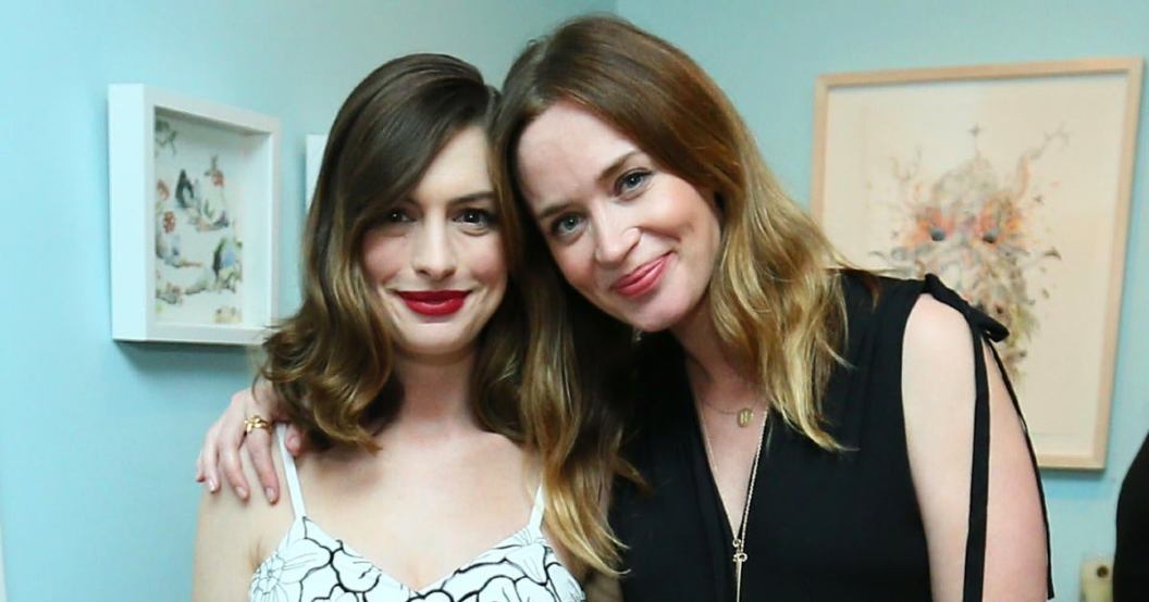 anne-hathaway-emily-blunt.jpg
