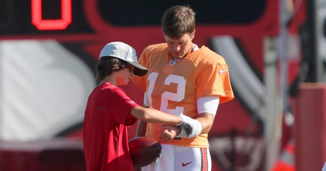 tom-brady-son-jack-football-star-tampa-bay-buccaneers-practice.jpg