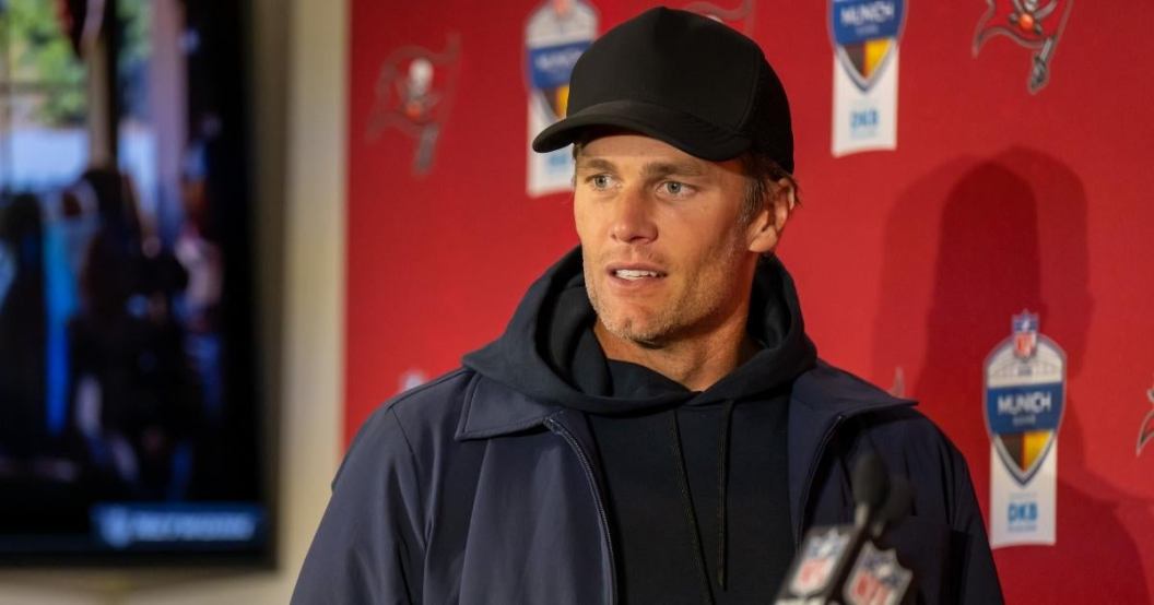 tom-brady-regrets-coming-out-retirement-divorce.jpg
