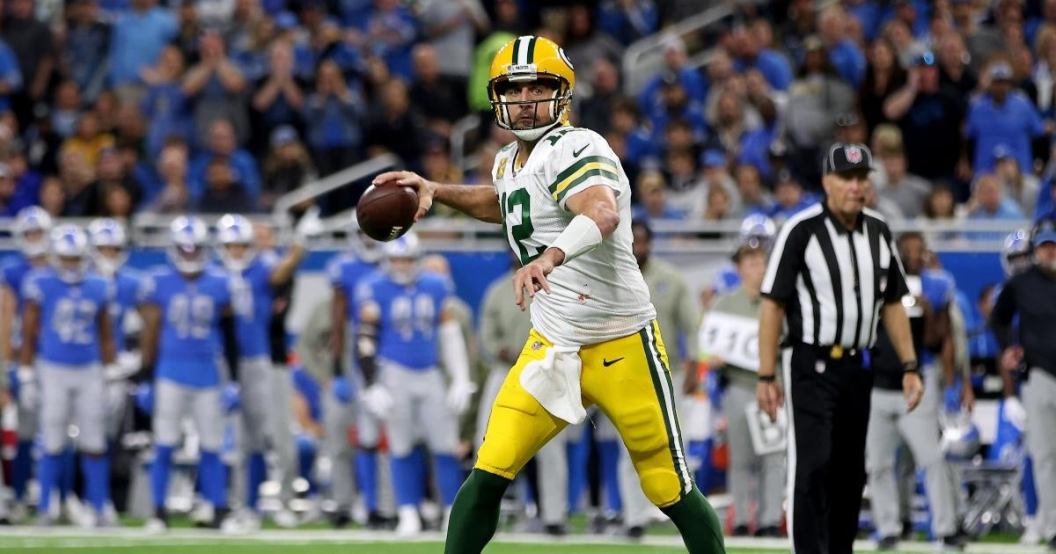 aaron-rodgers-mocked-throwing-tantrum-interception.jpg