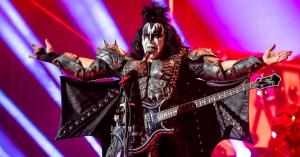 Gene Simmons Falls Ill Onstage at KISS Concert