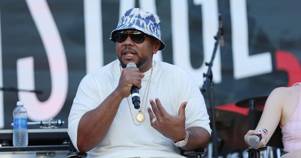 timbaland-d-talks-15th-anniversary-of-give-it-to-me-new-partnership-for-holidays.jpg