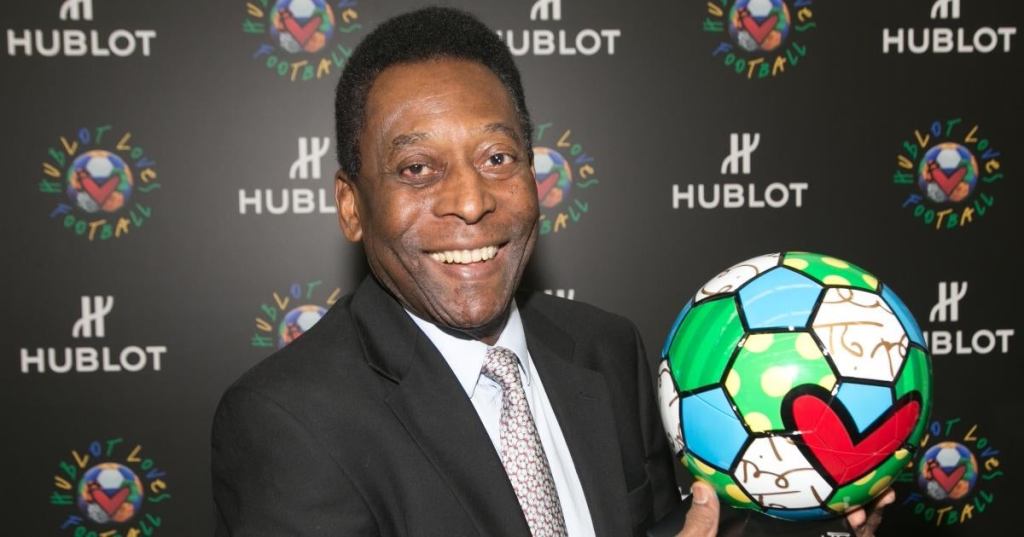 pele-death-emotional-tributes-soccer-fans.jpg