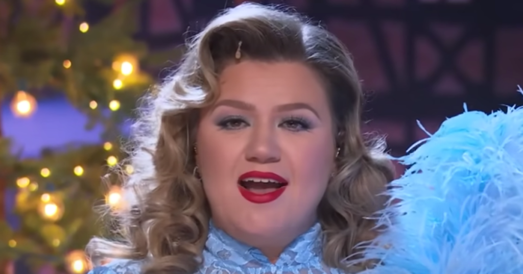 kelly-clarkson.png