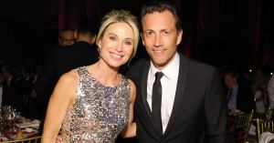 Andrew Shue Removes All Photos of Amy Robach After T.J. Holmes Romance Reports