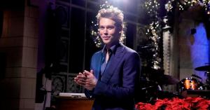 Austin Butler’s Emotional ‘SNL’ Tribute to His Mom Will Have You Crying for Christmas