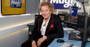 Rod Stewart’s 11-Year-Old Son Rushed to Hospital