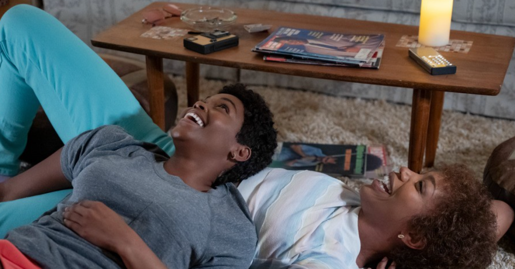whitney-houston-and-robyn-crawford-in-i-wanna-dance-with-somebody-movie.png