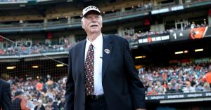 Gaylord Perry, Legendary MLB Pitcher, Dead at 84