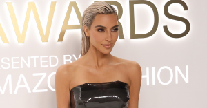 Kim Kardashian Accused of Photoshopping Her Family Christmas Card