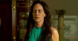 ‘Mayfair Witches’: Annabeth Gish Talks ‘Tragic’ End to Deirdre (Exclusive)