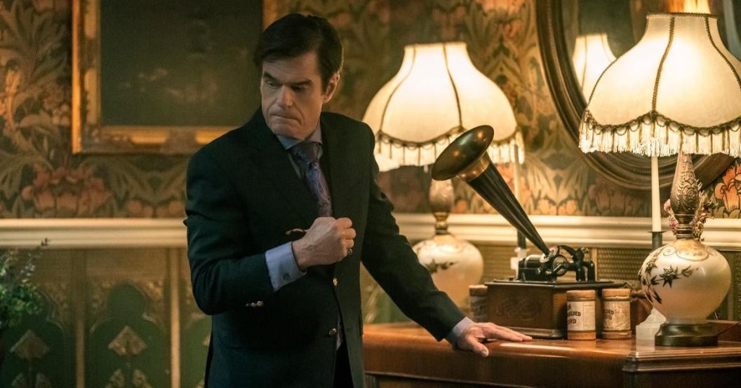 mayfair-witches-harry-hamlin-expect-amc-series.jpg