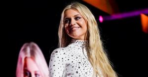 Kelsea Ballerini Sparks Romance Rumors With ‘Outer Banks’ Star