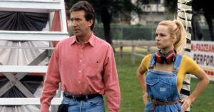 Pamela Anderson Holds ‘No Ill Will’ Against Tim Allen Over ‘Home Improvement’ Flashing