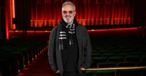 ‘Empire of Light’ Director Sam Mendes Explains How Cinema Is Film’s Centerpiece (Exclusive Clip)