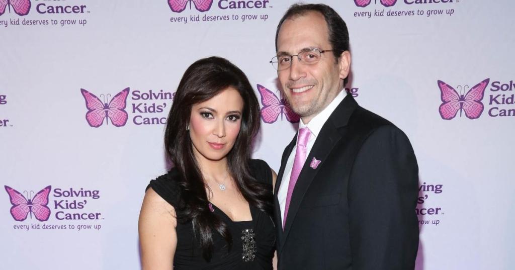 Julie Banderas Estranged Husband Allegedly Threatened Her With Knife Julie Banderas Estranged Husband Allegedly Threatened Her With Knife