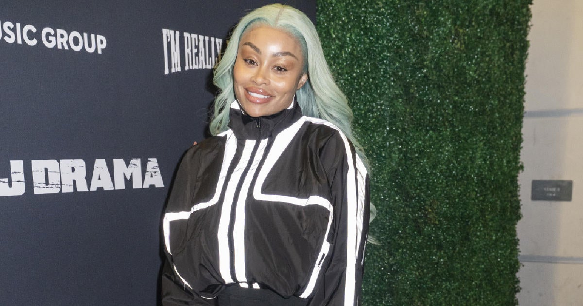 Blac Chyna Shows off Body Transformation Following Filler Removal(00)