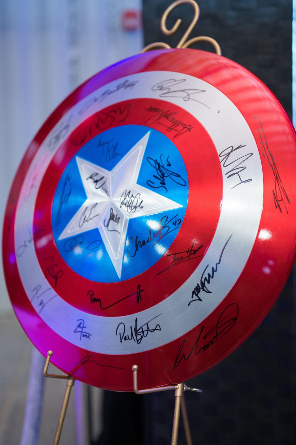 captainamericashieldsignedbycast-reelpeoplegala-march032023.jpg