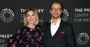 Derek Hough Reacts to Sister Julianne’s New ‘DWTS’ Hosting Role