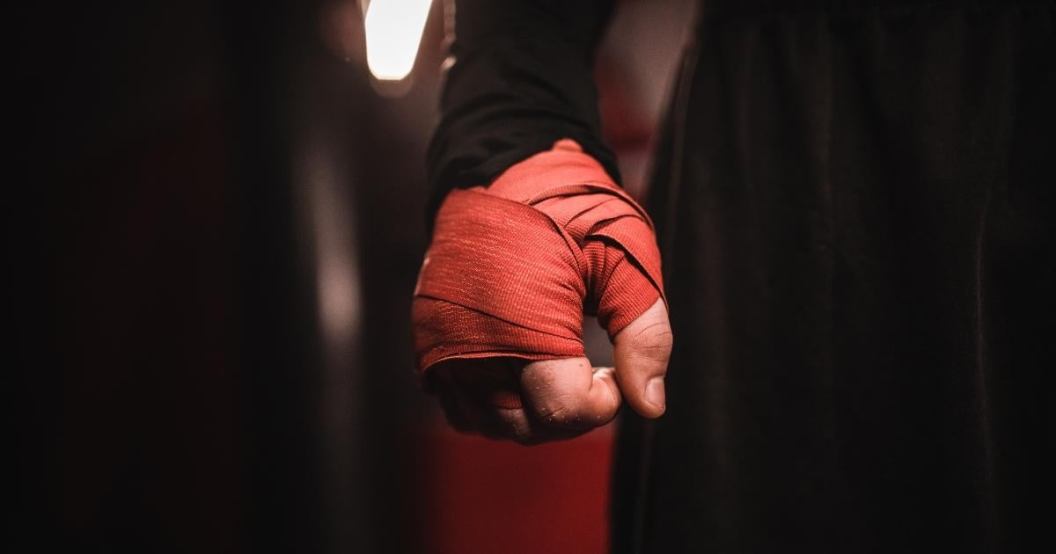 ross-johnson-mma-fighter-charged-us-airman-dies-bar-fight.jpg