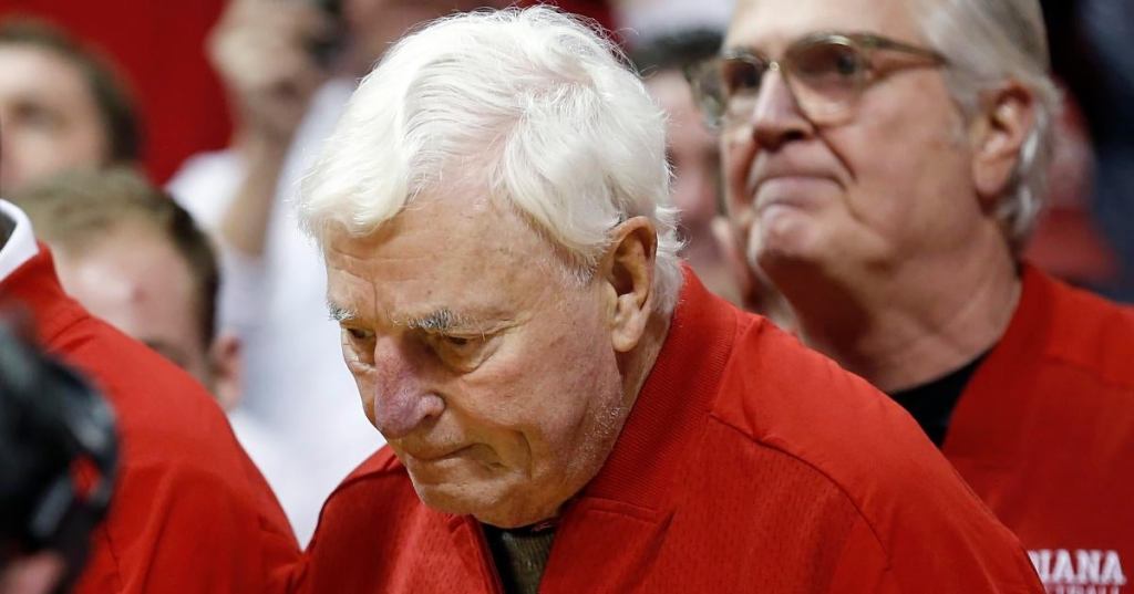 bob-knight-hospitalized.jpg