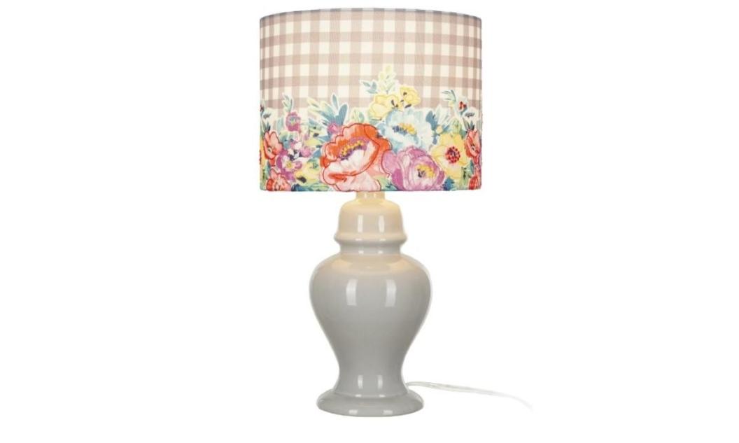 pioneer-woman-lamp.jpg