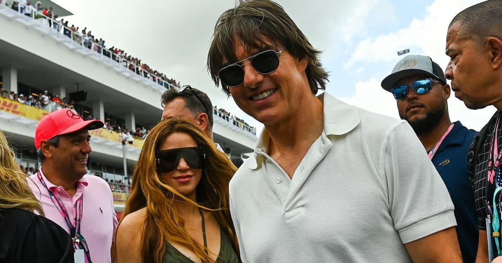 shakira-tom-cruise.jpg