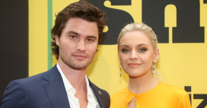 Kelsea Ballerini Reveals Sweet Love Note Boyfriend Chase Stokes Left Her