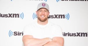 Major TV Network Targeting J.J. Watt for College Football Show