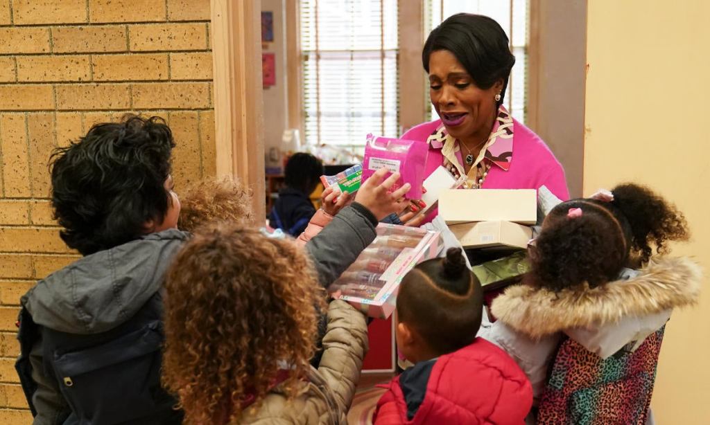 gettyimages-1248272965-teacher-appreciation-week-sheryl-lee-ralph-abbott-elementary.jpg