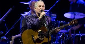 Paul Simon Reveals Sudden Hearing Loss