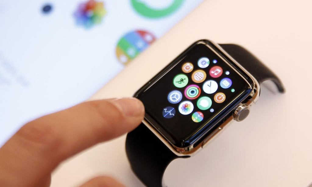 gettyimages-469152004-apple-watch.jpg