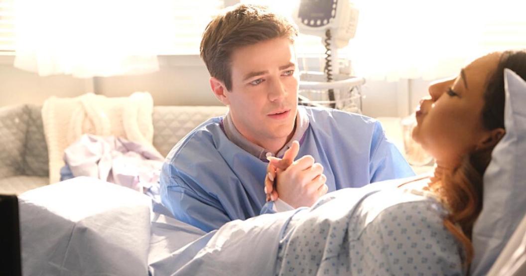 the-flash-finale-grant-gustin-candice-patton.jpg