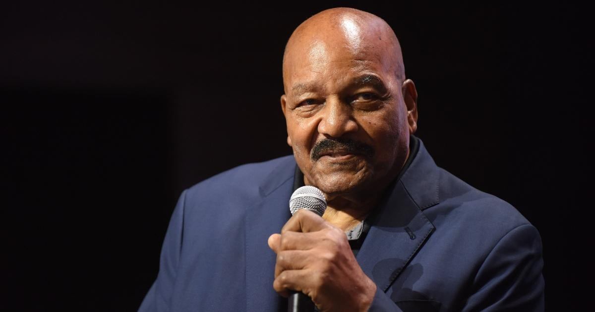 NFL Legends We've Lost During the 2023-2024 Season - PopCulture.com
